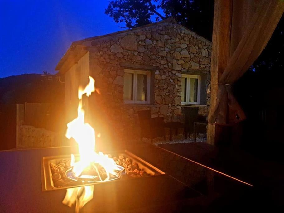 L'Antre Deux Pierres, Romantisme, Jacuzzi Exterieur, Plateau Dinatoire Bouyon Kültér fotó
