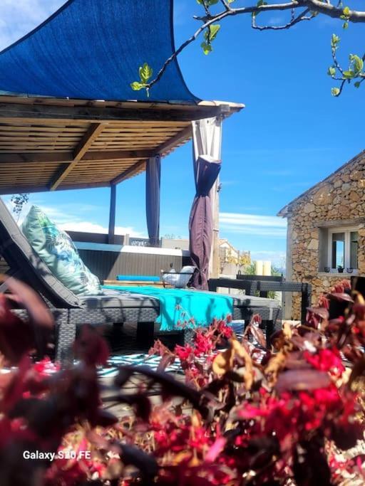 L'Antre Deux Pierres, Romantisme, Jacuzzi Exterieur, Plateau Dinatoire Bouyon Kültér fotó